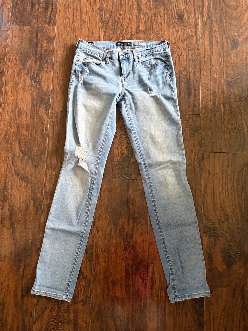 Aeropostale Light Blue Distressed Low Rise Skinny Jeans